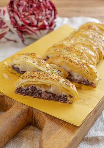 Ricetta Strudel Salato Radicchio Rosso, Gorgonzola e Pere