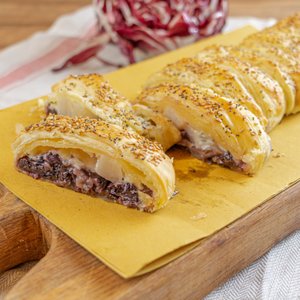 Strudel Salato Radicchio Rosso, Gorgonzola e Pere