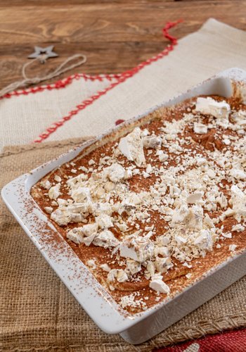 Ricetta Tiramisù al Torrone di Natale