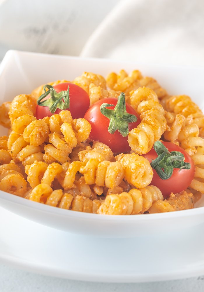Ricetta Pasta con Pesto di Pomodori Secchi e Ricotta