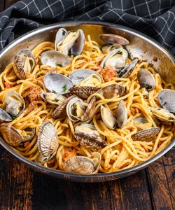Ricetta Pasta alle Vongole al Pomodoro