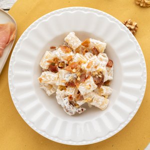 Pasta con Ricotta, Noci e Prosciutto Crudo