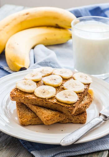 Ricetta Toast al Burro di Arachidi e Banane