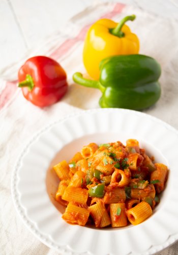 Ricetta Pasta Peperoni e Tonno