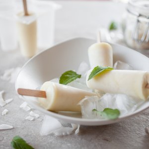 Ghiaccioli Tropicali Ananas e Cocco