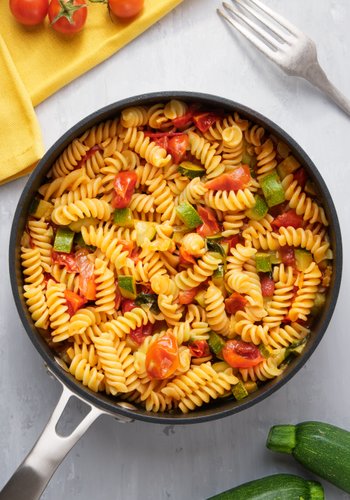 Ricetta Fusilli con Zucchine e Pomodorini