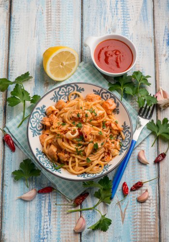 Ricetta Spaghetti al Sugo di Calamari