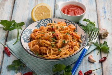 Ricetta Spaghetti al Sugo di Calamari
