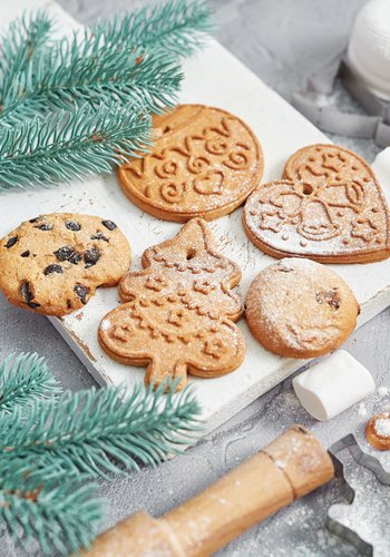 Ricetta Biscotti di Natale da Appendere all’Albero