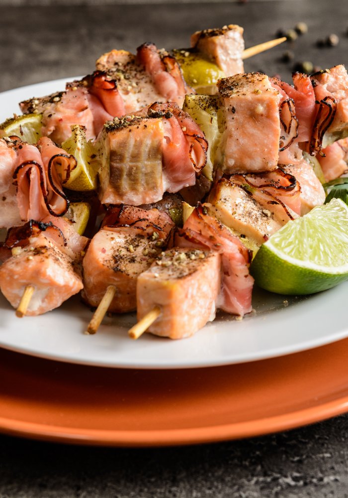Ricetta Spiedini di Salmone e Bacon