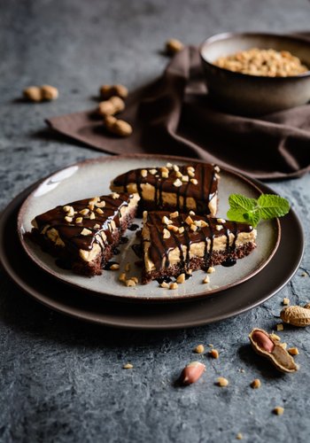 Ricetta Torta Fit al Burro di Arachidi Senza Cottura