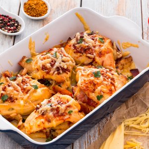 Petto di Pollo Ripieno con Prosciutto e Pomodorini