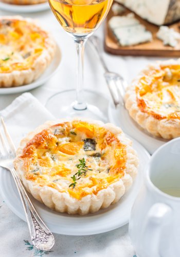 Ricetta Mini Torte Salate di Sfoglia con Zucca e Gorgonzola
