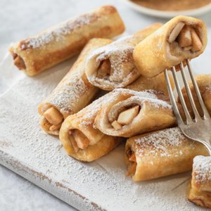 Apple French Toast Roll-Ups