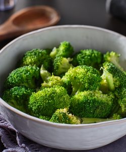 Ricetta Broccoli al Vapore