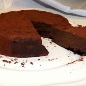 Torta Cuneese al Rum