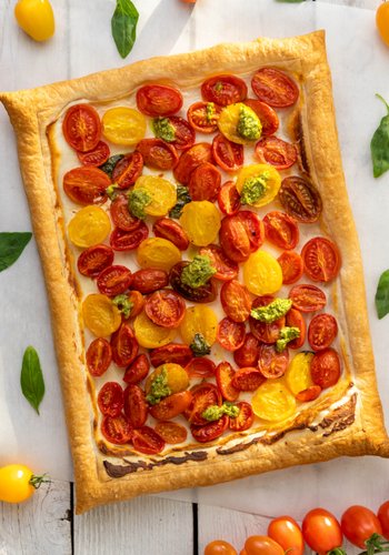 Ricetta Torta Salata Ricotta, Pomodorini e Pesto