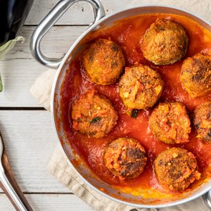 Polpette di Melanzane al Sugo