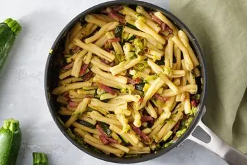 Ricetta Pasta Zucchine e Speck