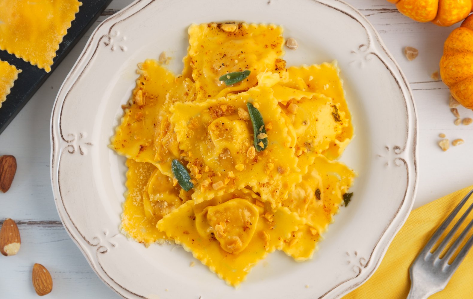 Ricetta Tortelli di Zucca e Mandorle - Il Club delle Ricette
