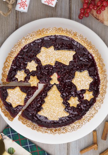 Ricetta Crostata di Natale con Pasta Frolla alla Cannella