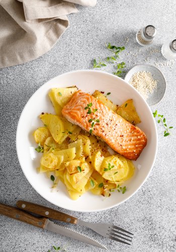 Ricetta Salmone e Patate in Friggitrice ad Aria