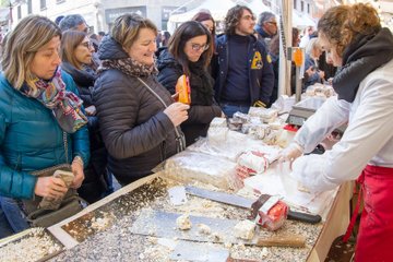 Festa del Torrone 2024, Cremona si prepara a nove giorni di dolcezza e tradizione