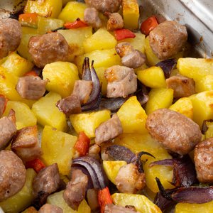 Spiedini Scomposti al Forno con le Patate