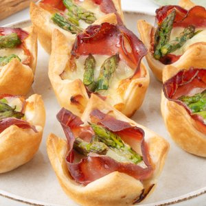 Cestini di Asparagi e Speck