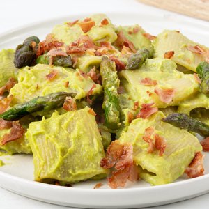 Pasta Asparagi e Speck, un Primo Piatto Cremoso e Irresistibile