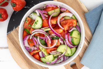 Ricetta Insalata di Pomodori e Cetrioli