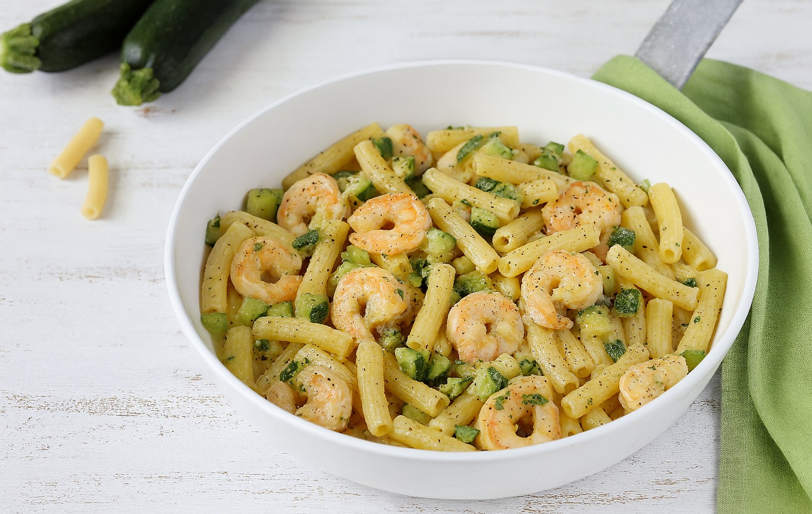 Ricetta Pasta con Gamberi e Zucchine - Il Club delle Ricette