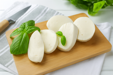 Mozzarella per Pizza Richiamata dal Commercio per Latte Inquinato