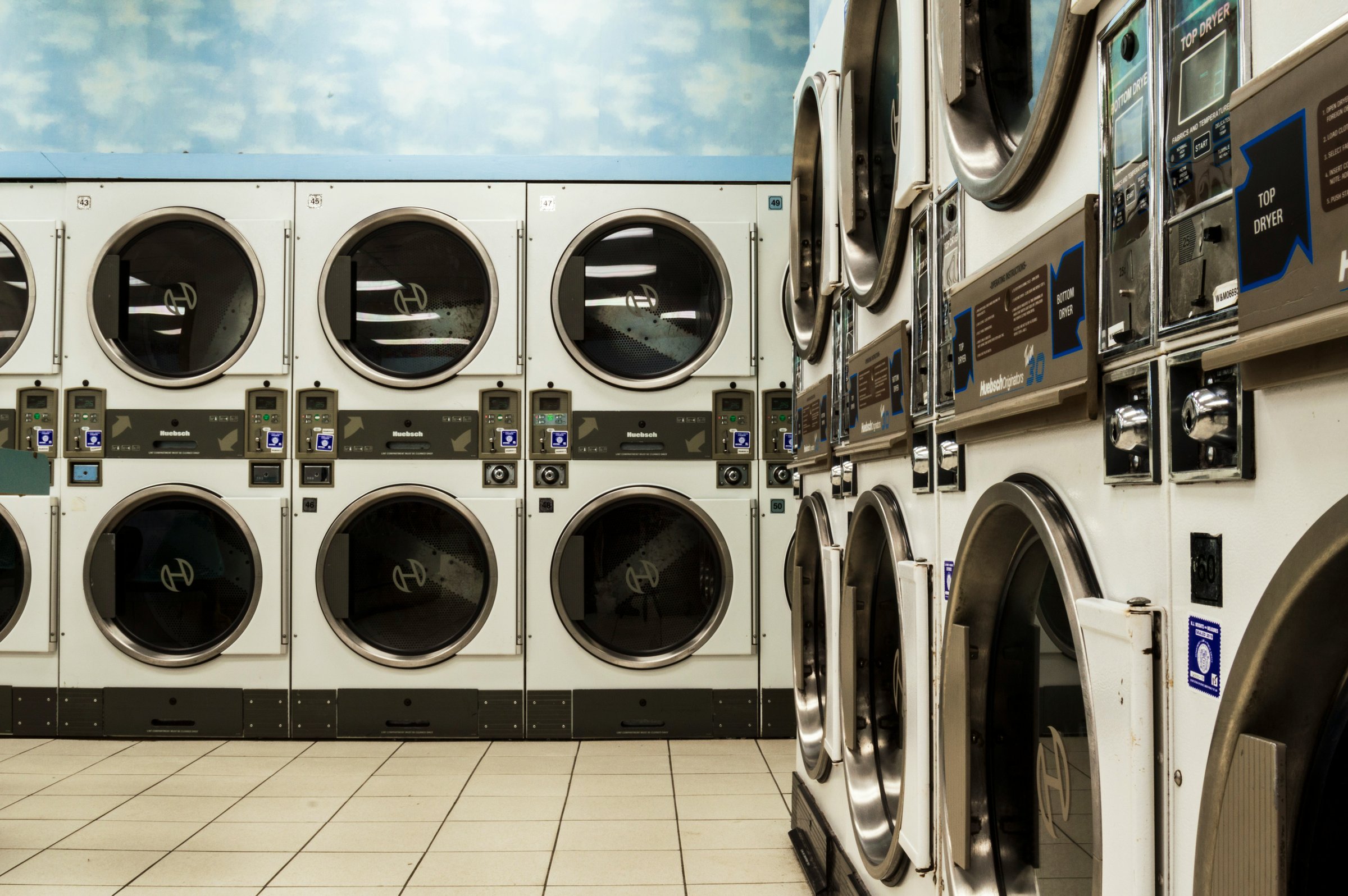 Asciugatrice Quanto Mi Costi! 5 Trucchi per Dimezzare la Bolletta Elettrica Senza Rinunciare al Comfort