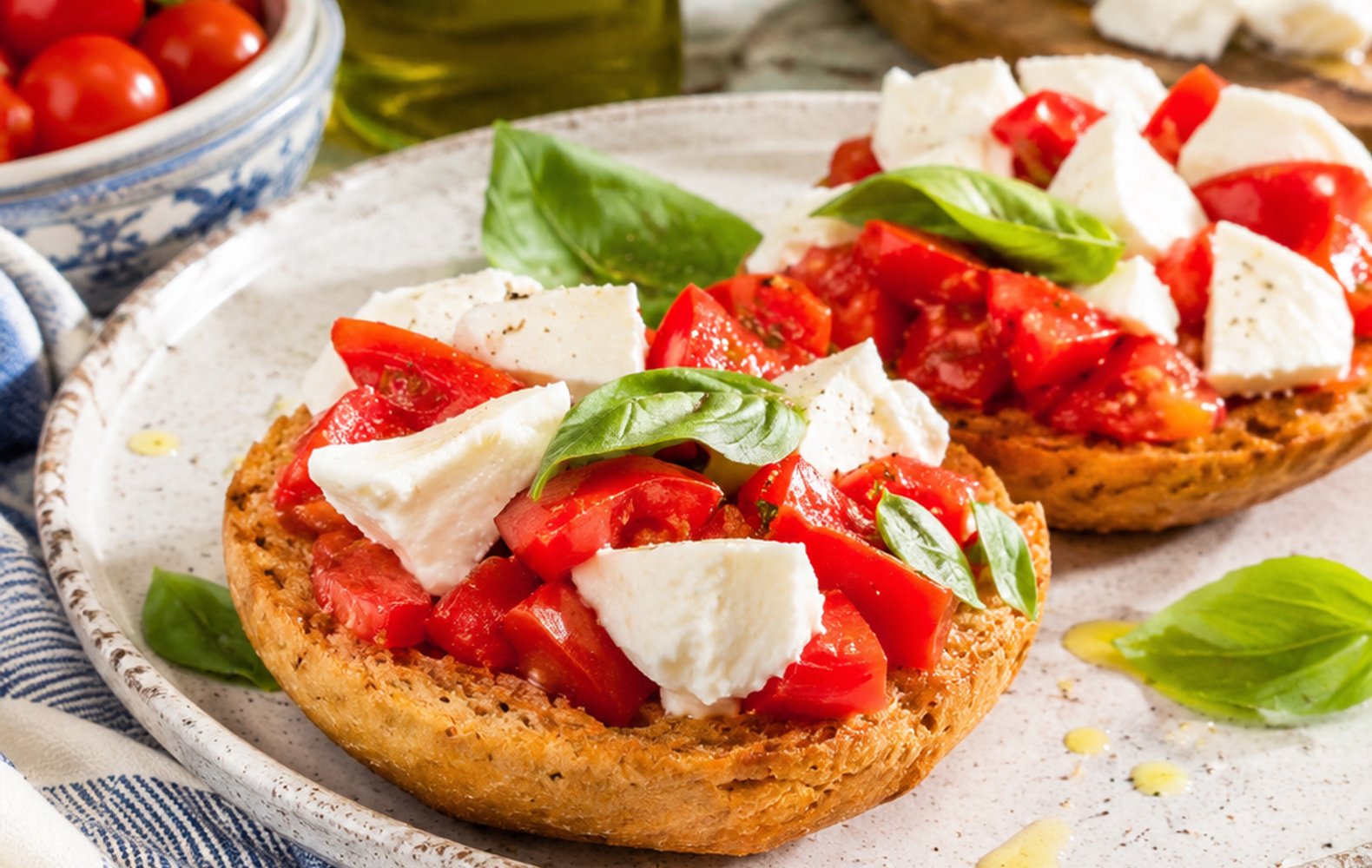 Friselle con Pomodoro e Mozzarella