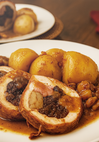 Ricetta Arrosto Ripieno di Castagne, Prugne e Salsiccia