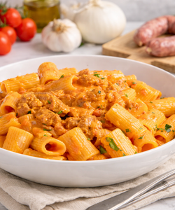 Ricetta Pasta con Salsiccia, Pomodoro e Panna