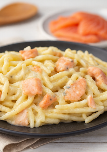 Ricetta Pasta ai 4 Formaggi con Salmone