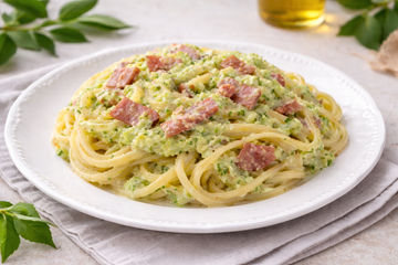 Ricetta Fettuccine alla Crema di Broccoli e Speck