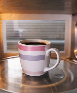 Riscaldi il Caffè Avanzato? Male! Ecco Perché Dovresti Smettere Subito
