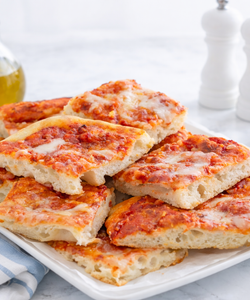 Ricetta Pizza in Teglia Senza Impasto