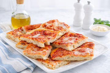 Ricetta Pizza in Teglia Senza Impasto