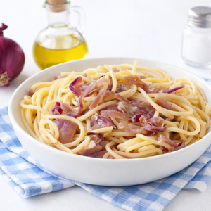 Pasta con Cipolle Rosse