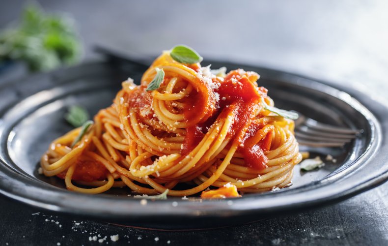 3 ricette di pasta veloci per la settimana: idee salva‑cena con ingredienti in dispensa