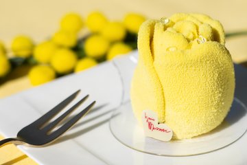 Festa della Donna, Iginio Massari Alta Pasticceria celebra l’Otto Marzo con tre creazioni in edizione limitata