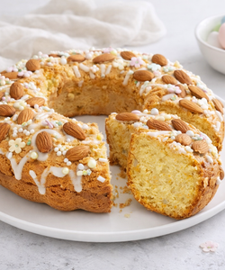 Ricetta Ciambella di Pasqua con Glassa della Colomba
