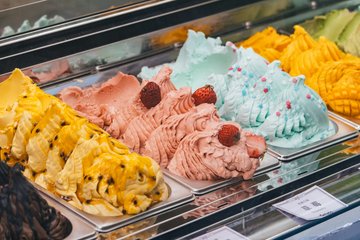 Pizza e gelato “artigianale”, occhio all’inganno: multe fino a 25mila euro