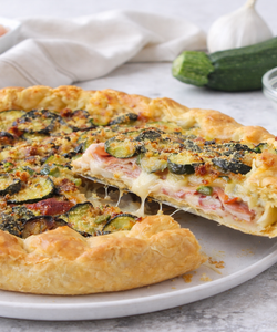 Ricetta Torta Salata con Zucchine Prosciutto Cotto e Stracchino