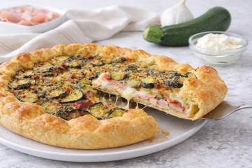 Ricetta Torta Salata con Zucchine Prosciutto Cotto e Stracchino