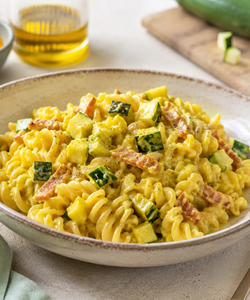 Ricetta Pasta Zucchine Pancetta e Curcuma